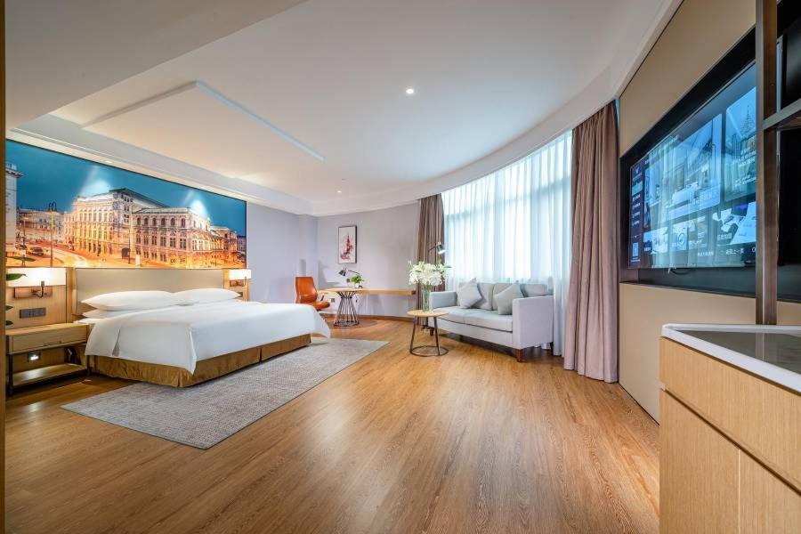 Vienna Hotel Nanning Jiangnan Wanda Екстериор снимка